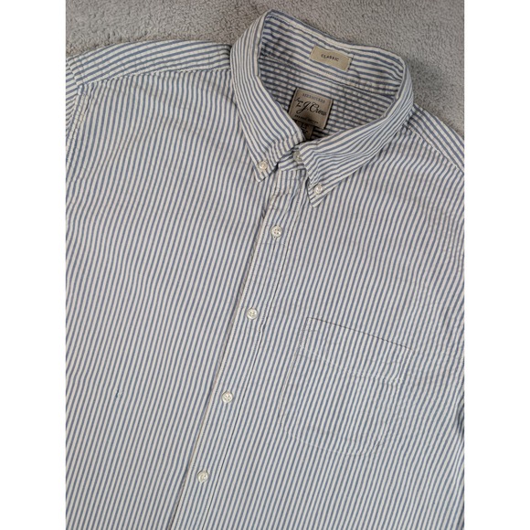 J.Crew Other - J.Crew Mens Seersucker Short Sleeve Button Down Shirt Blue White Stripe LT BG439
